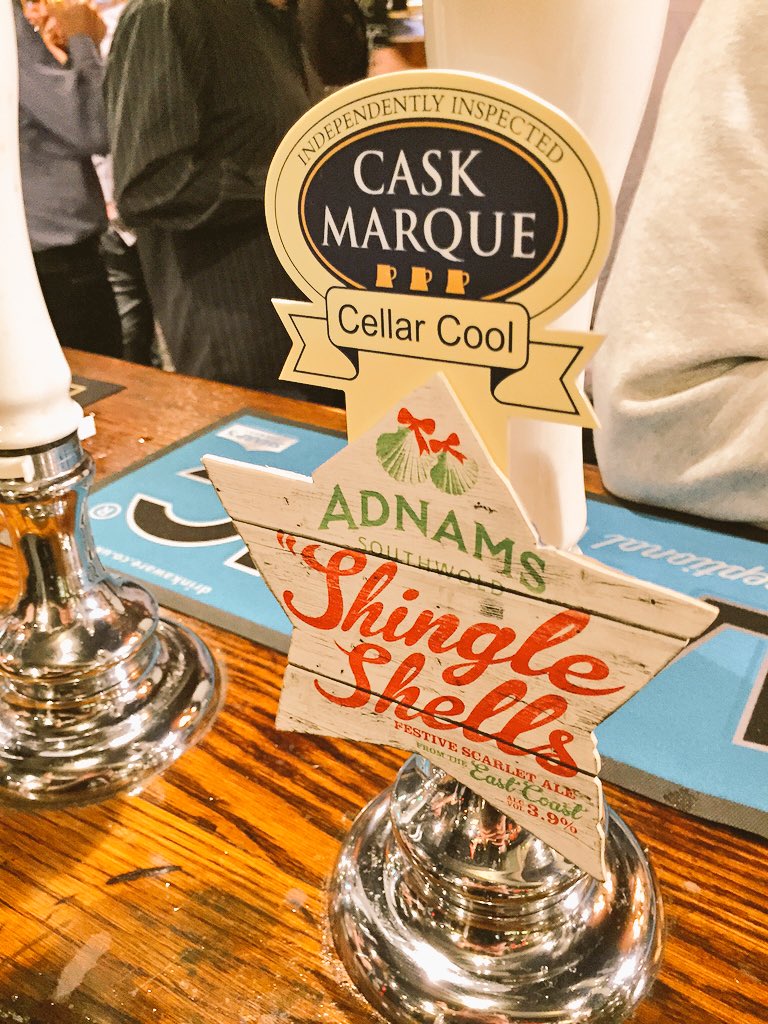 TheFatlingPub's tweet photo. Twenty minutes to KO. #SWAWHU Come and watch. We have Festive Beer too @Adnams #shingleshells https://t.co/OZgGZECWjw