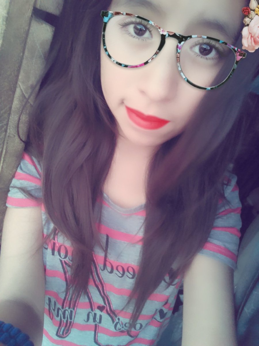 ReiinaAngela's tweet photo. ✌ https://t.co/D43AWtPw5o