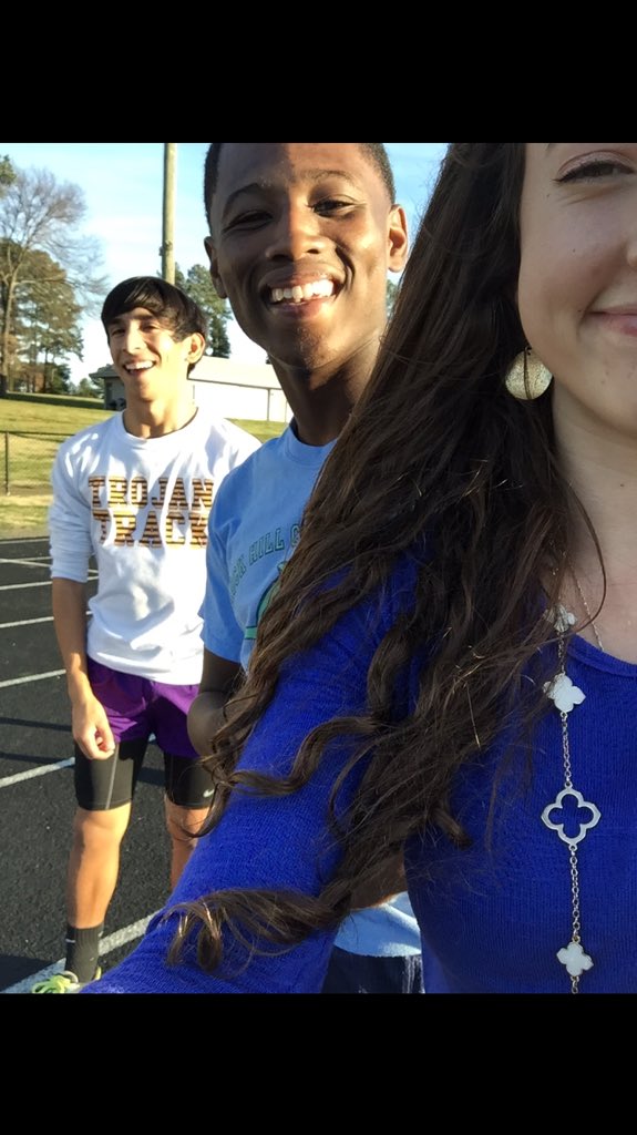 kylecarters's tweet photo. Happy birth Dhaveir #5DaysOfDahvier #LifeOnTheTrack @maciewingate @Niqqa_Nick1 https://t.co/fxKwvj8iNa