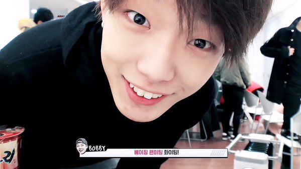 ikoniss's tweet photo. nosso coelhinho fofo 🐰💕 #KingOfTheYouthBOBBYDay https://t.co/tgmWG3zwvZ