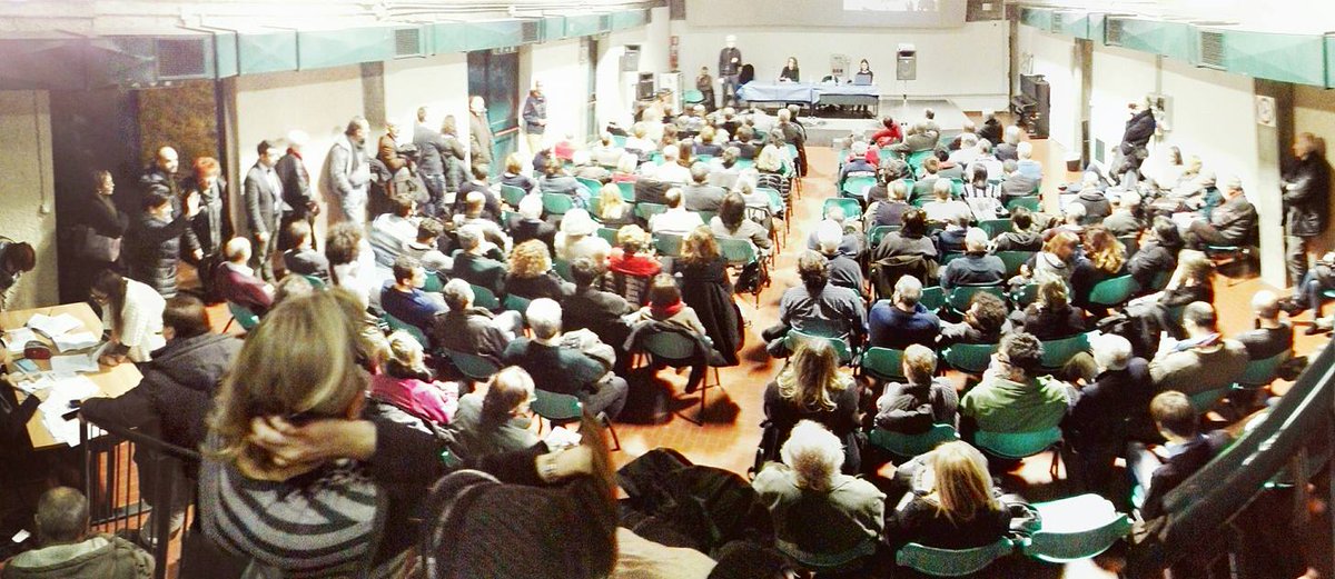 coalizione_bo's tweet photo. Una #sinistra #rock sotto le Torri https://t.co/CRlMXk38k1 a #Bologna #TuttInsieme https://t.co/Oc9KGNlNPx