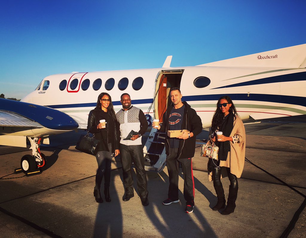 JetSmarter's tweet image. L.A. to Vegas on the King Air 350. Book this #JetShuttle in the app. #ReadyJetGo #JetSmarter