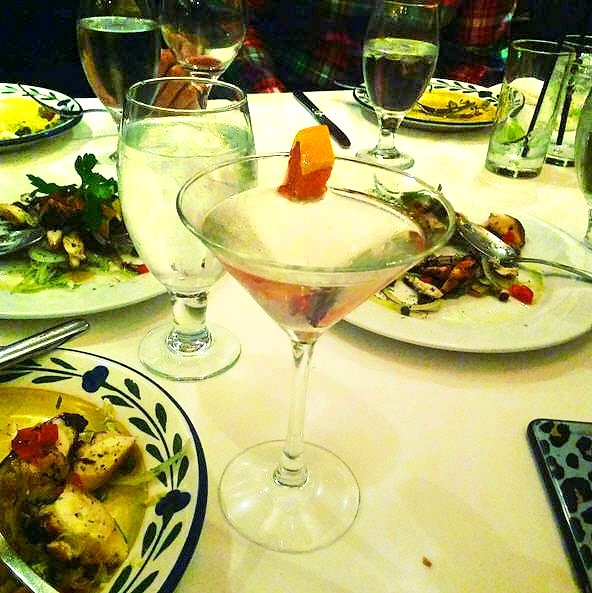 Avranyc's tweet photo. Nothing like having a #martini for #brunch.

#TheGoodLife #Foodie #FoodPorn #FoodGasm #NYC #Midtownt #NomNom #Greek https://t.co/a50gRG3vEs