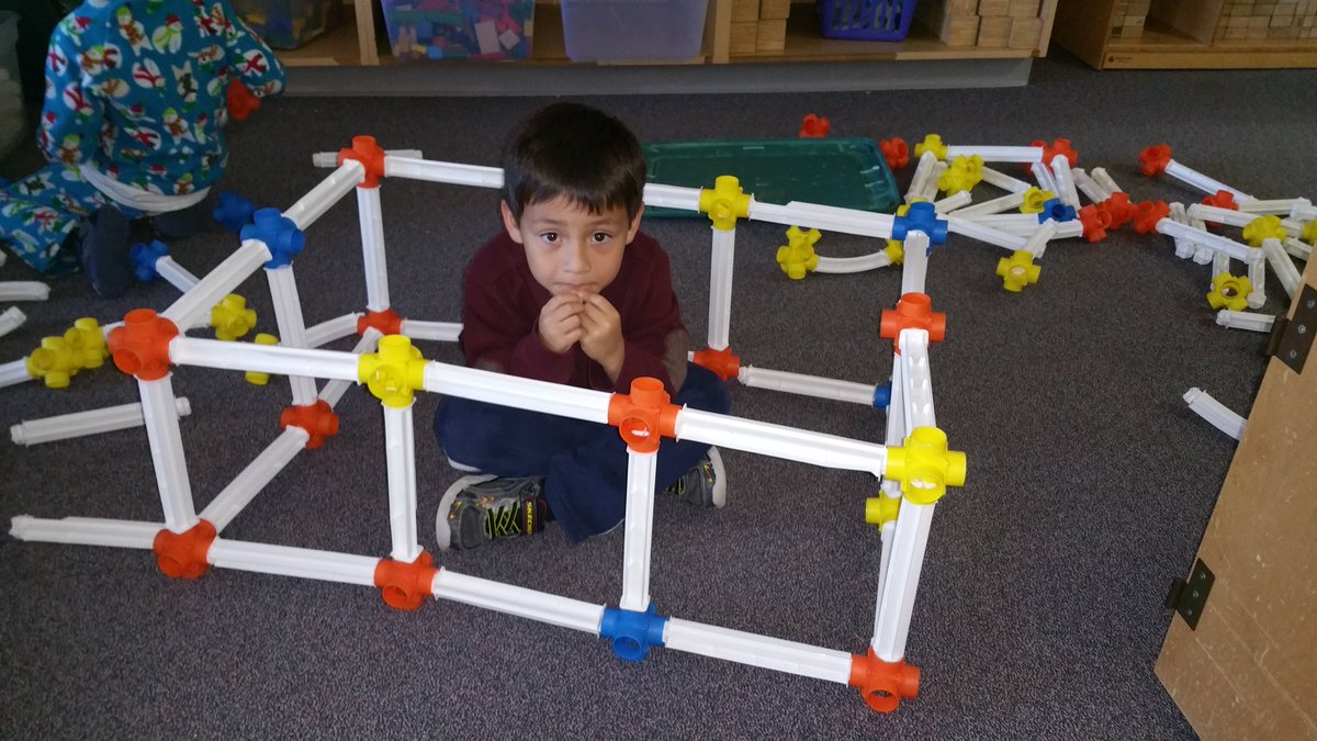 KGulledgeGators's tweet photo. Engineering a House https://t.co/3GXHSI6ENY