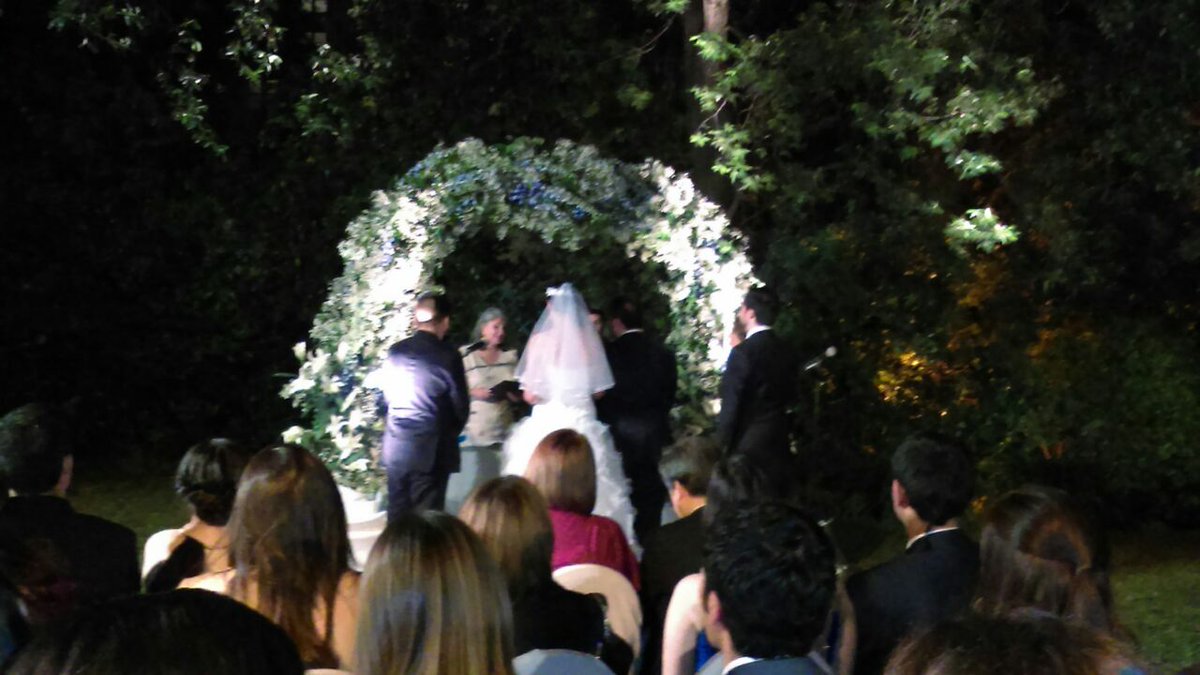 FreeSoftware_CL's tweet image. Felicitaciones a Caro y Oscar, activistas del software libre, que en el día de ayer celebraron su matrimonio :-D
