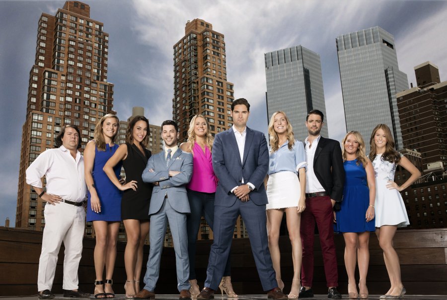 FreeformTV's tweet photo. Which one of the #NextStepRealtors was your favorite? #NextStepRealty https://t.co/vFbqmq4P5L