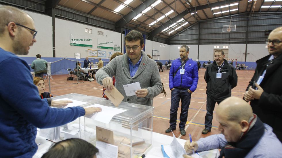 El BNG se queda fuera del Congreso por vez primera en 20 años lavozdegalicia.es/noticia/elecci…