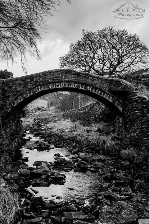J_Wragg_Photos's tweet photo. Marsden's Eastergate Bridge @Examiner @MarsdenmoorNT @MarsdenOnline #iLoveHD #BuzzYorkshire #walking #England https://t.co/3iP8ofUwQS