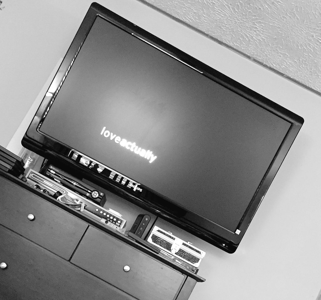 Punkinjc's tweet image. My fave ❤️ #Christmas #GoToMovie #ChristmasIsAllAround #LoveActually