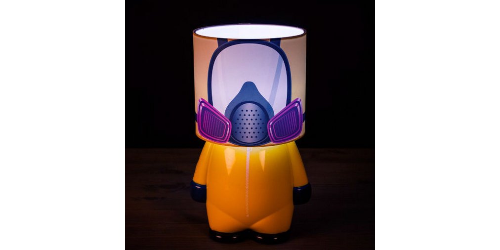 WantLoseClick's tweet photo. Breaking Bad Cooksuit Lamp! Get it here: https://t.co/zANwRr0tuN #BreakingBad #WalterWhite https://t.co/lkRa8Mpulx