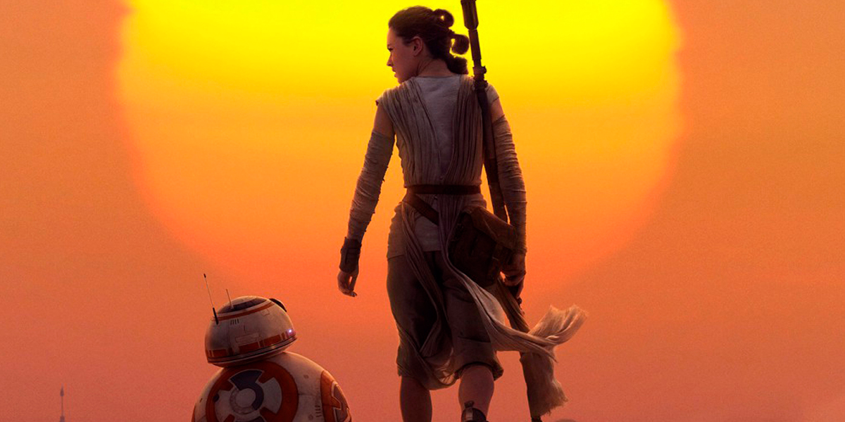 BusinessInsider's tweet photo. 'Star Wars: The Force Awakens' shatters box office record with $238 million https://t.co/rAoqU3qmfQ https://t.co/obaEzaf3T0