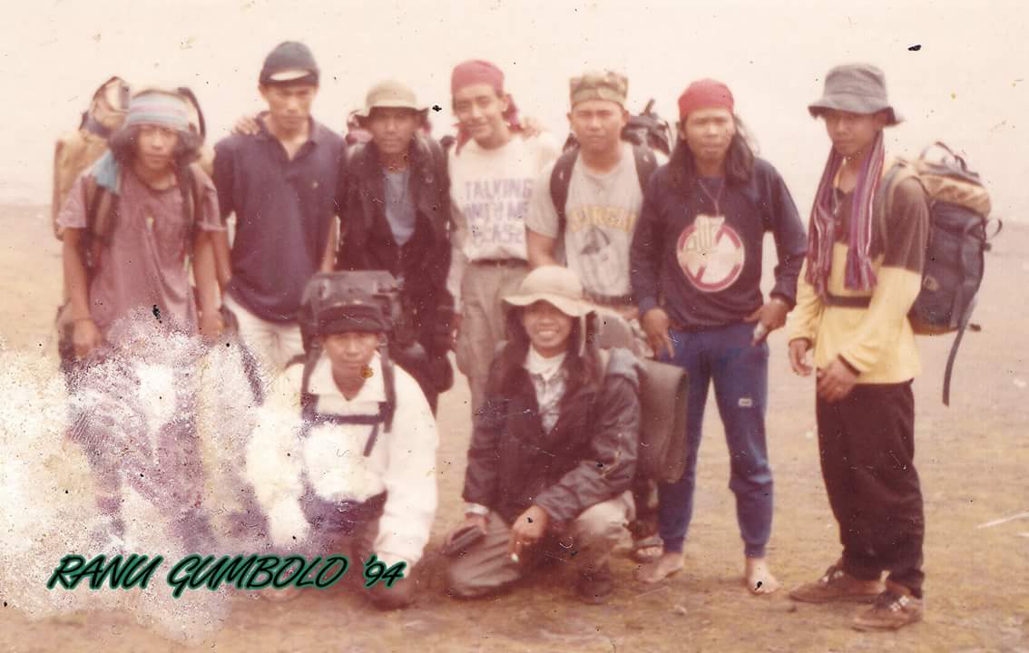infopendaki's tweet photo. Mumpung sepi... upload2 foto ah...
Nih di Ranu Kumbolo tahun 1994...
Masi sepi banget...
^_^ https://t.co/pFw4cSFN2k