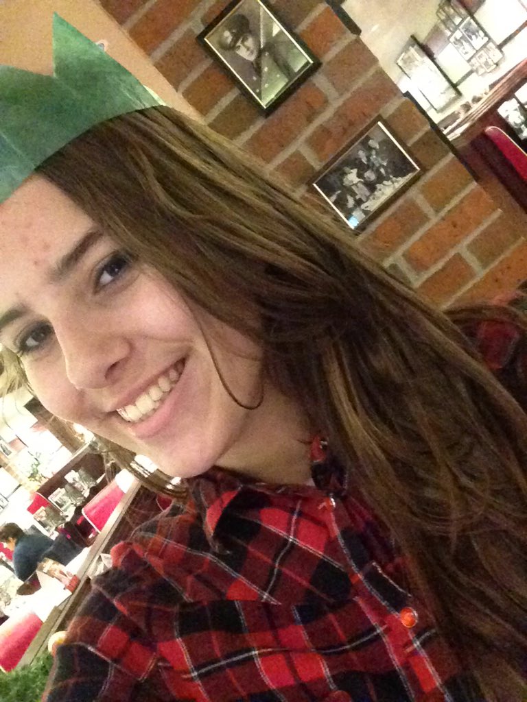 Nerysxxxxxxx's tweet photo. #charlee #vangarde #festivefave lovely meal the best! https://t.co/awl6v8TQ40