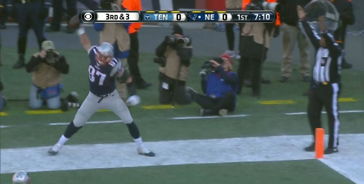 nflnetwork's tweet image. Gronk gonna Gronk.

#TOUCHDOWN

#TENvsNE