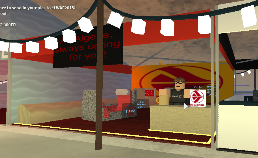 AshCr4ft's tweet photo. #LWAF2015 when your the only person in your airline in the server https://t.co/1YkUoGOHnx