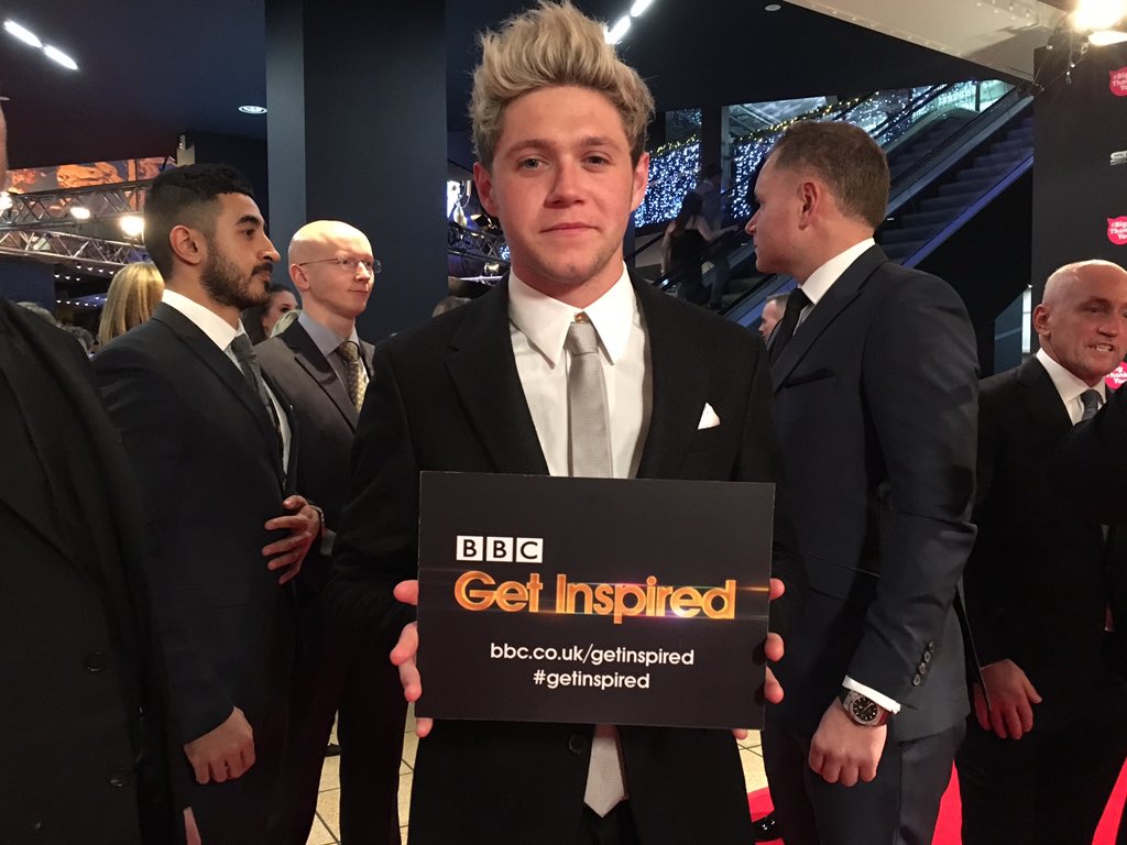 larrypatent's tweet photo. PARADA OBRIGATÓRIA para admirar esse irlandês gostoso no #BBCSPOTY today #50ShadesOfLouisAss https://t.co/bWJqH8kuYV
