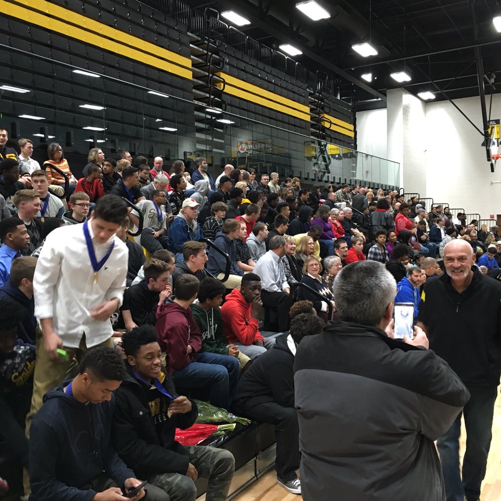 SniderFB's tweet photo. 2015 State Championship #SniderFB Awards Ceremony https://t.co/IMDgP7SBm9