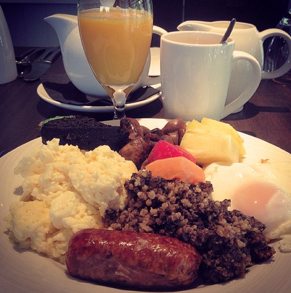HiltonAberdeen's tweet photo. With so many choices on our #breakfast buffet, what's going to make it onto your plate?
Photo credit: @anitasushii https://t.co/5i6yOuFC9S