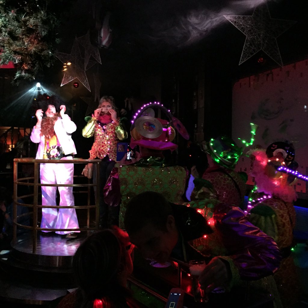 Serious Pins tweet media