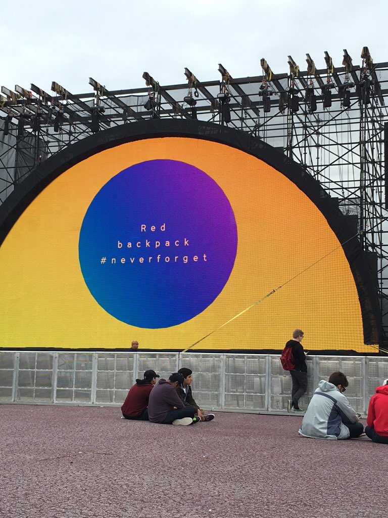 to1slayers's tweet image. #redbackpack #NeverForget @dayfornightfest