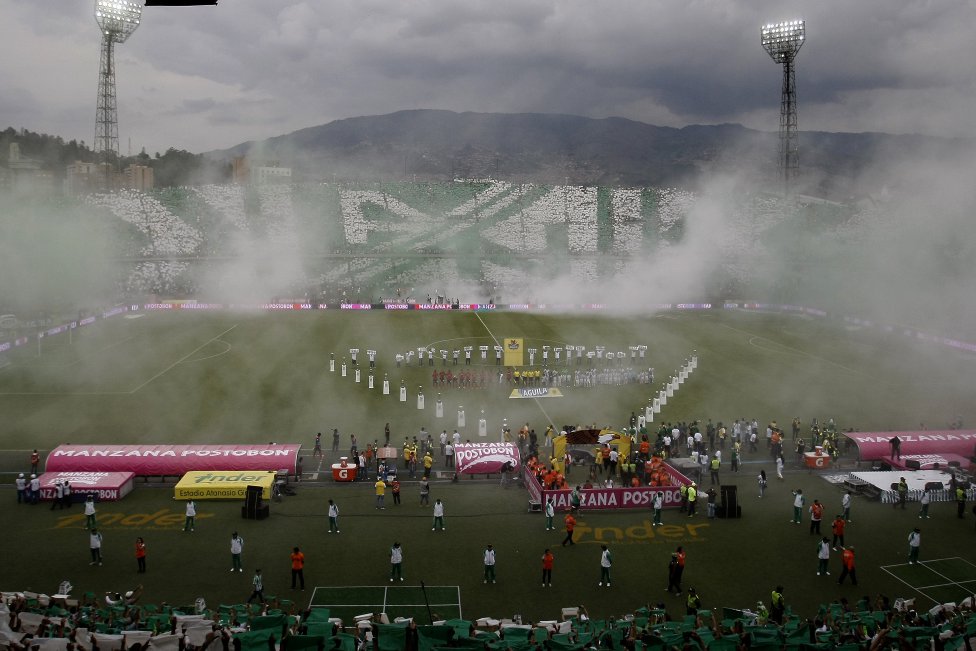♫ Hoy es un día de fieeestaaa, jueeegaaa NACIONAL ♫

#TodosPorLa15