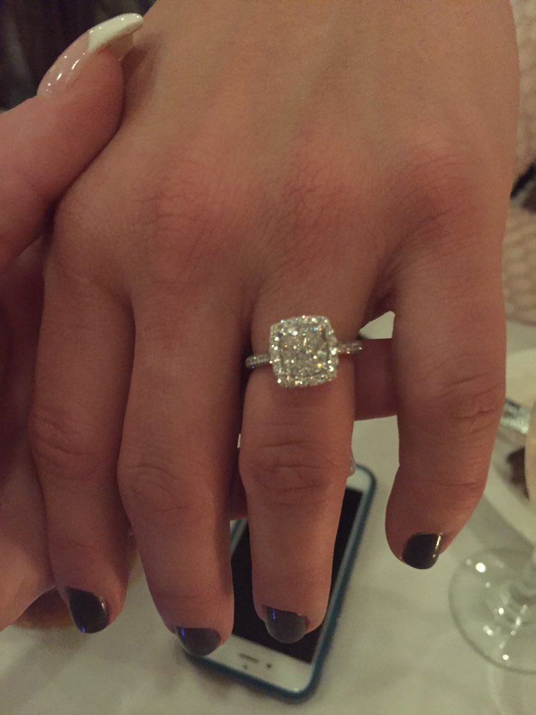 MisiaPiet's tweet photo. This happened last night!  I said yes! https://t.co/njnpMakEX4