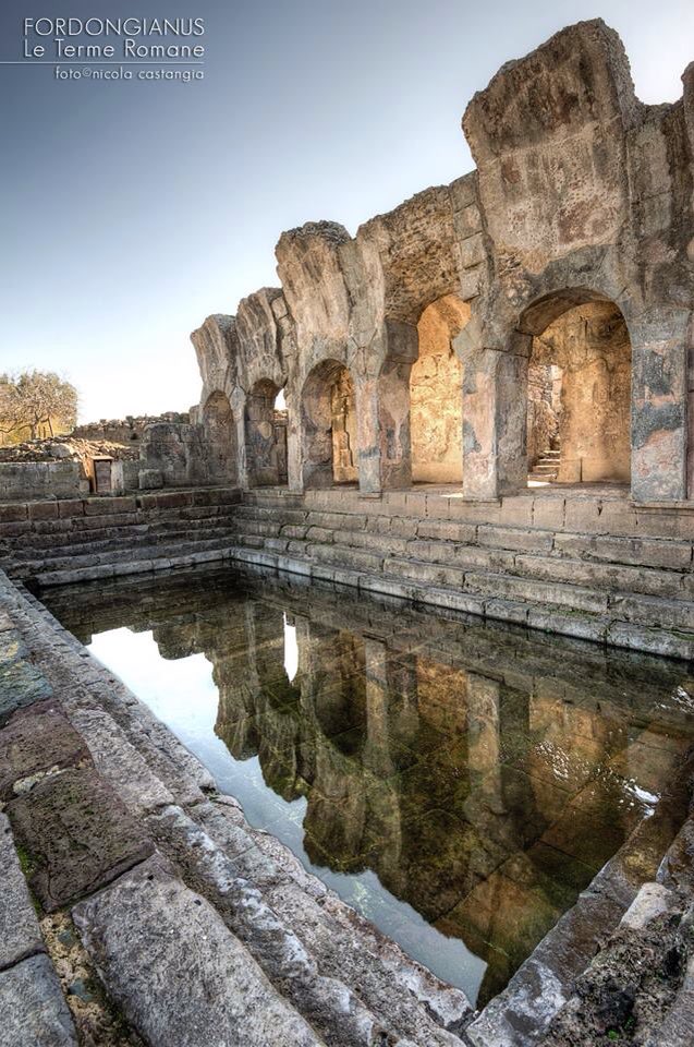 vaccapina's tweet photo. Terme romane di Forum Traiani Fordongianus in un bellissimo scatto di Nicola Castangia https://t.co/kYLF2lco7n