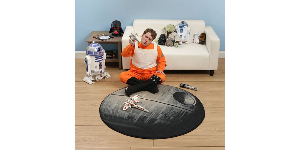 WantLoseClick's tweet photo. Star Wars Death Star Rug! Get it here: https://t.co/dqt3FlqDM4 #StarWars #TheForceAwakens https://t.co/VjJN57GngY