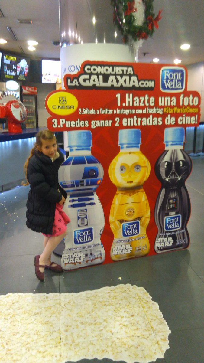 xexigran's tweet photo. #StarWarsEnCinesa https://t.co/llQEBtB6HL