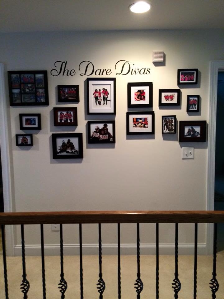 TheDareDivas's tweet photo. Dare Diva Mia's "Dare Diva Wall" is awesome!! @daredivamia @brenda_jegede @SheriHunter @Angenette_Lynch https://t.co/H3QtQZVzUL