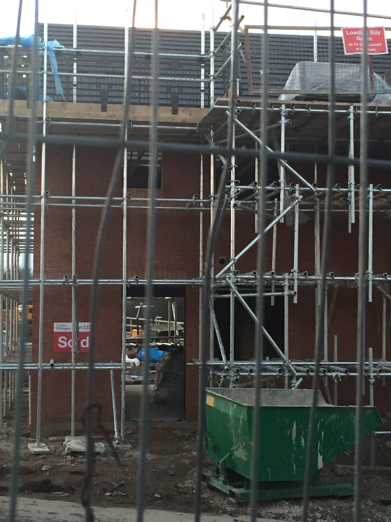 beedingtons's tweet image. Our house 👫🏡 #gettingthere #progress