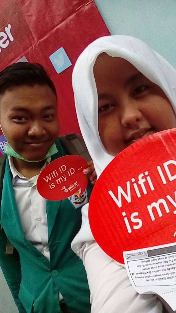 tiffanychrisy's tweet photo. @wificorner_id selfie contest bareng wifi id #wico #ayuda https://t.co/ScsqixGk3Q