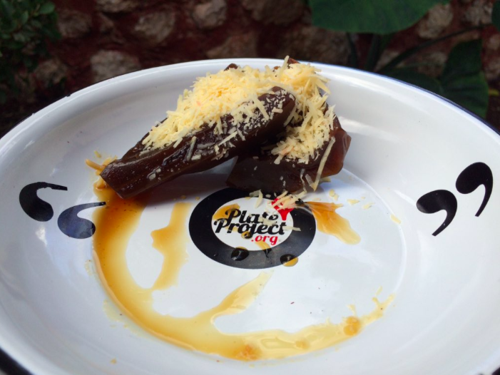 PlateProject's tweet photo. Fruta en almíbar espolvoreada con queso, un postre muy común en el sureste de México. ¡Al plato le encantó! https://t.co/0SFAkVpkkq
