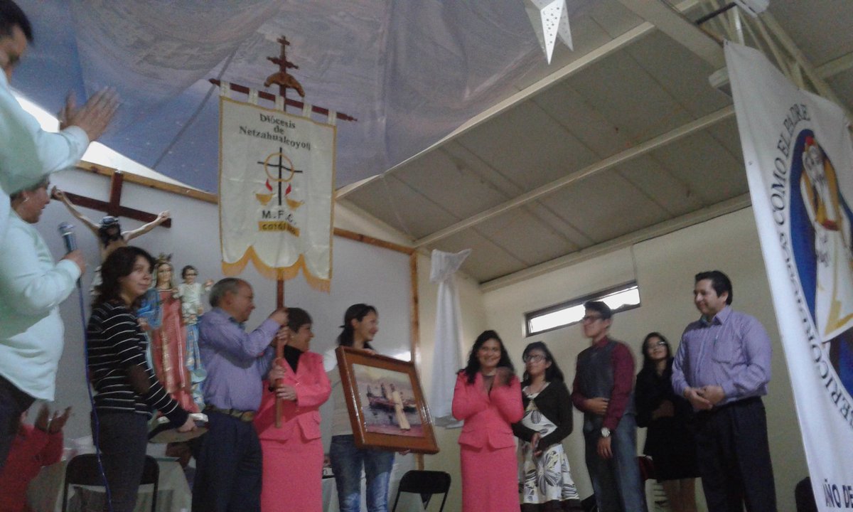 MFCJNeza's tweet photo. Presidentes salientes y presidentes entrantes. https://t.co/qghwBWROTU