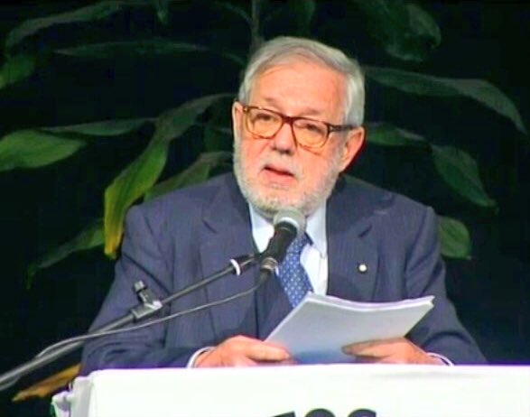 Un Paese in cui non si puó uscire dal #Carcere se non con i piedi davanti è un Paese profondamente incivile ! Flick