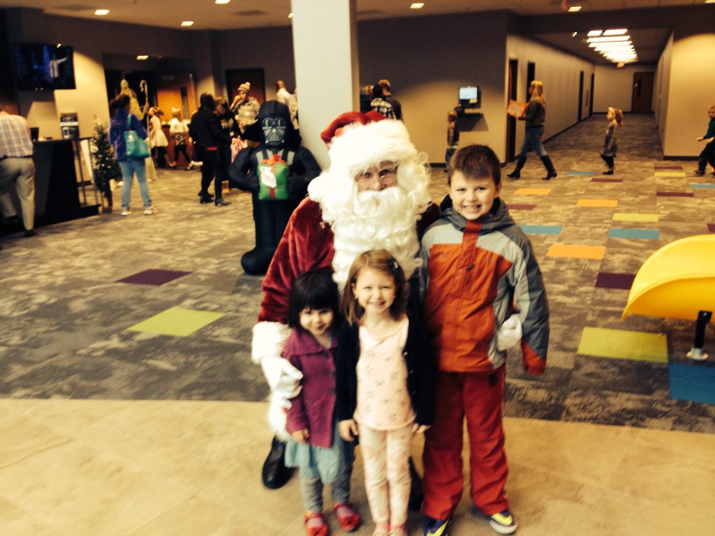 ReidShaun's tweet photo. Santa doing work before his break https://t.co/s2iT90VDhg