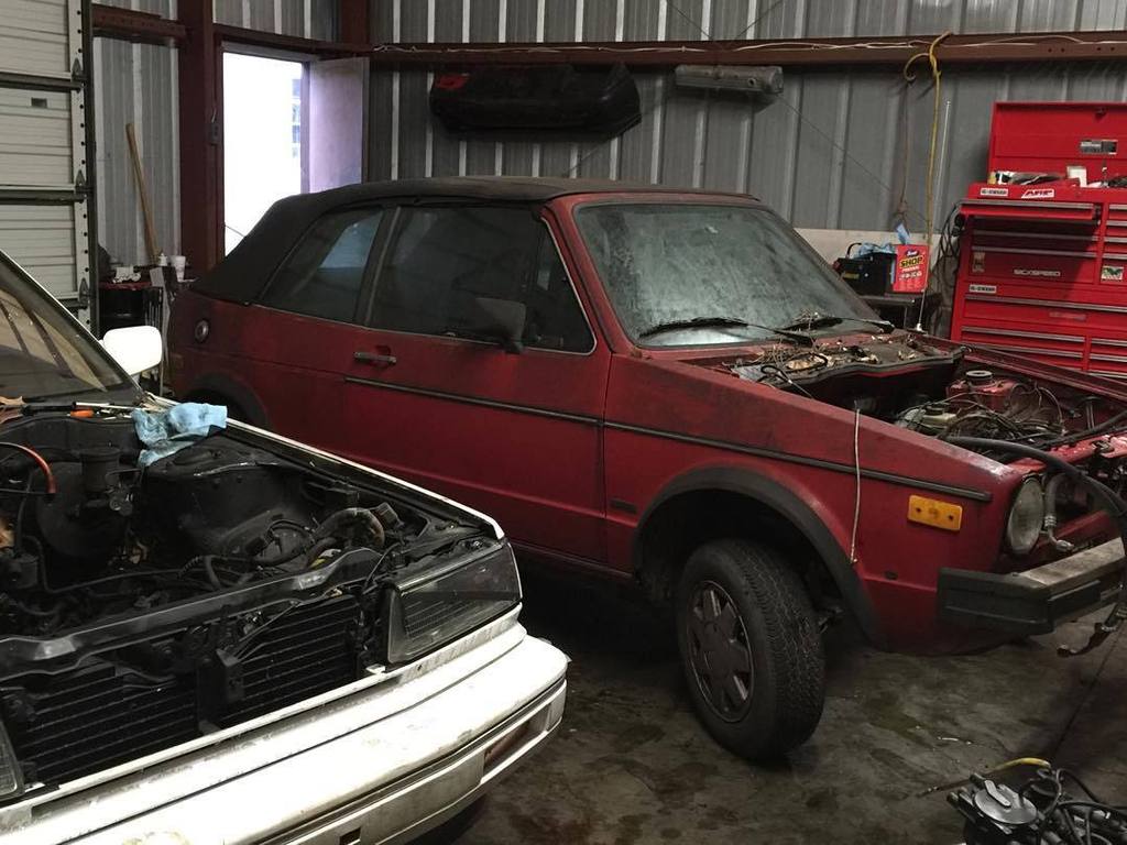 VeeDubMk1_'s tweet photo. Happy fun with @murnewood #vwcabriolet #vwcabrio #golf1 #mk1golf #pu11 #maxima #vg30e #vg30et #datsun510 #z31 #ae86… https://t.co/Nk6uMbrkwV