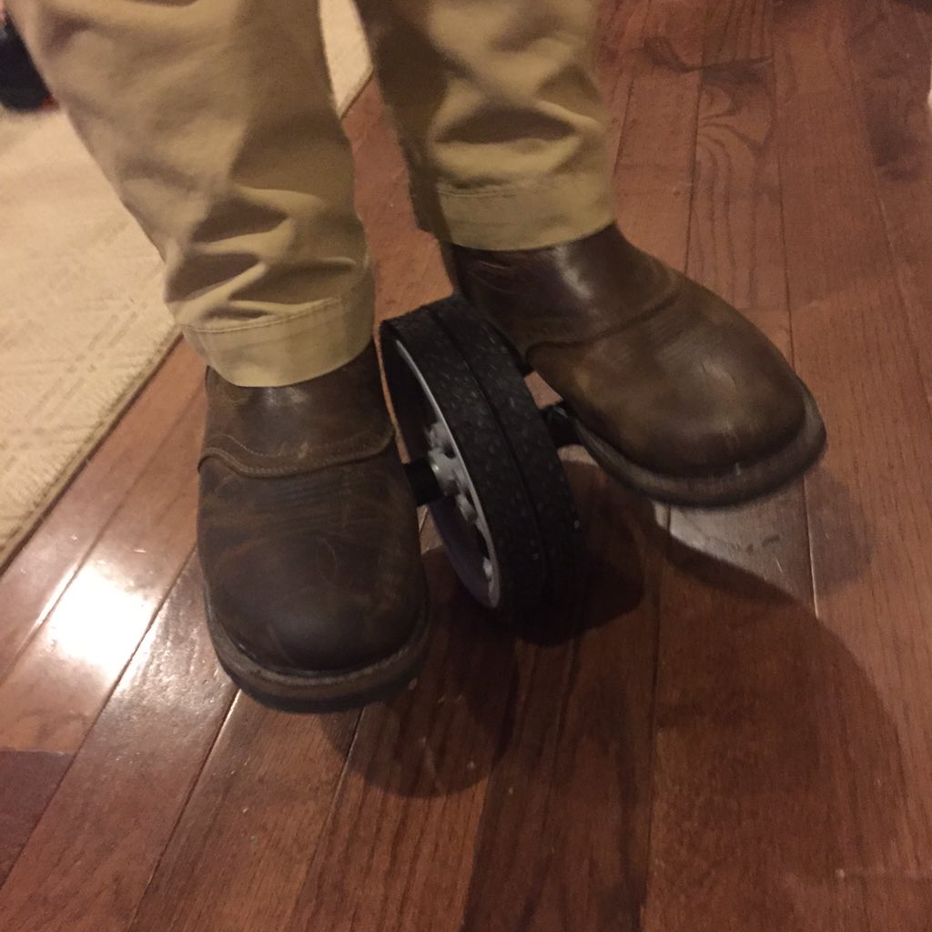 ashtinnorman5's tweet image. when you're broke af but you want a hover board