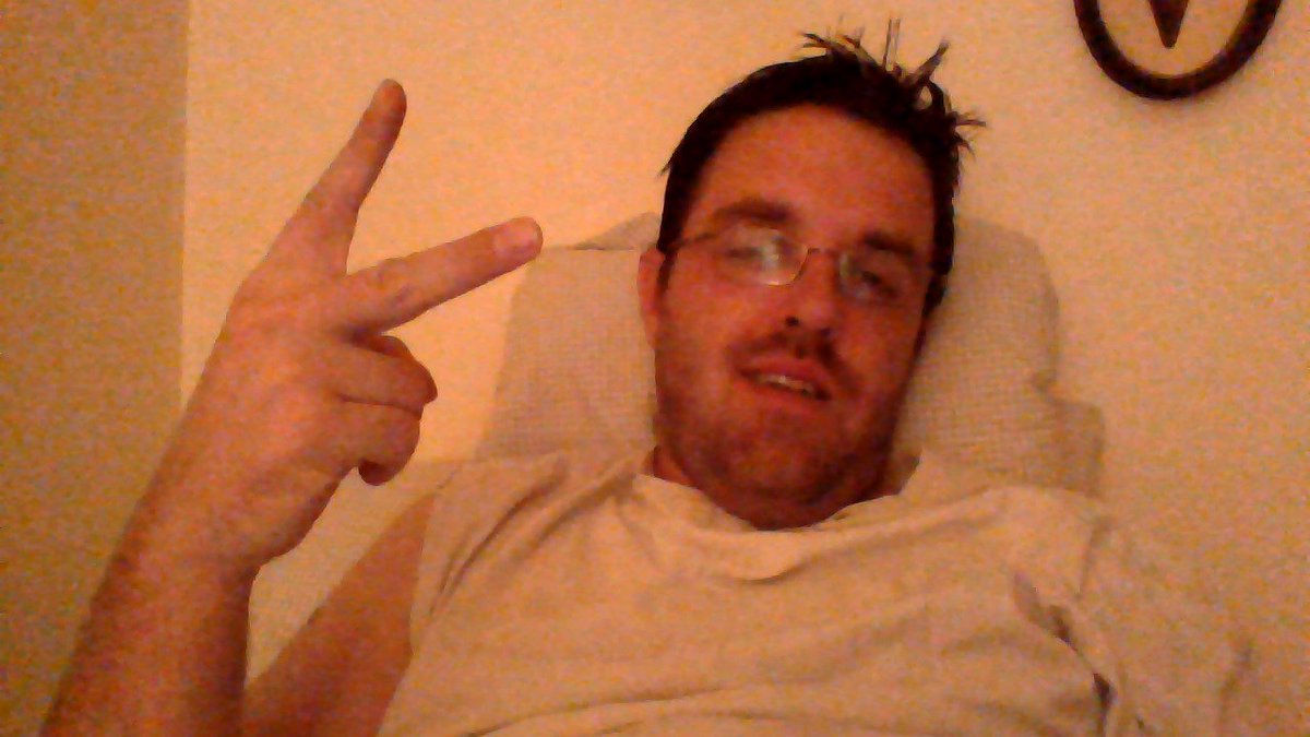 BURPSELFIES's tweet image. Here is a me Chillin Selfie, going to post on BURP.co tonight!