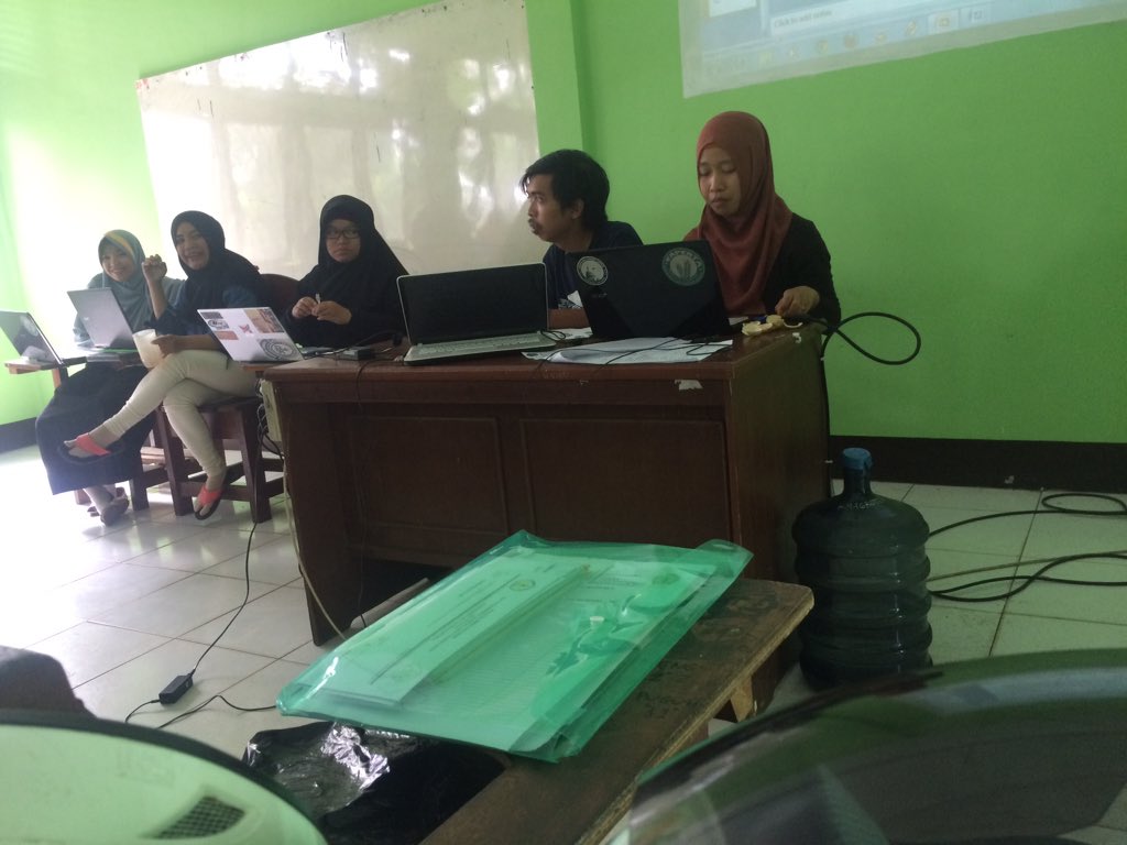 20-12-2015 agenda rapat evaluasi selama 3bulan kepengurusan..