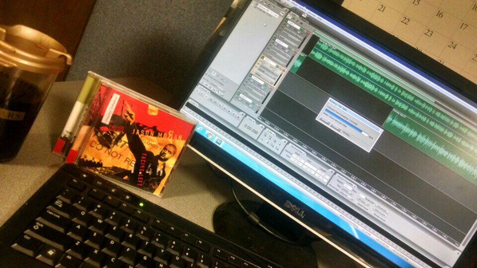 honeynoir's tweet photo. The Insurgent Radio Kiosk w/musical accompaniment by Jason Moran #RadioEngineerAlida https://t.co/VpBuAK7VkV https://t.co/BUEn0DGmdC