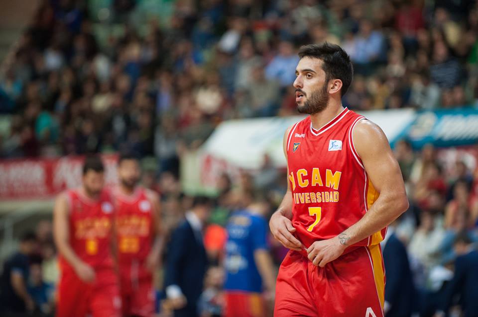 ucubasquet's tweet photo. La acción de los argentinos en la #ACB #LigaEndesa https://t.co/tzZnAj3Qgl #Campazzo y #Richotti https://t.co/6xX9xbwc9D