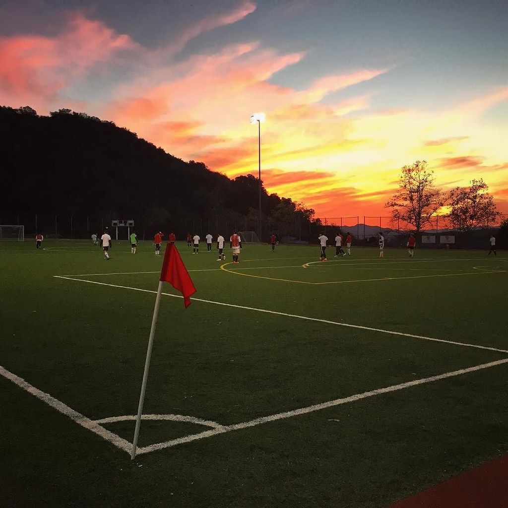 LAFCmarcus's tweet photo. Proud to support @HanFCsoccer in uniting the Los Angeles soccer community. #HanFC #buildto… https://t.co/uxet9GORCG https://t.co/Qo8AyNcFqS