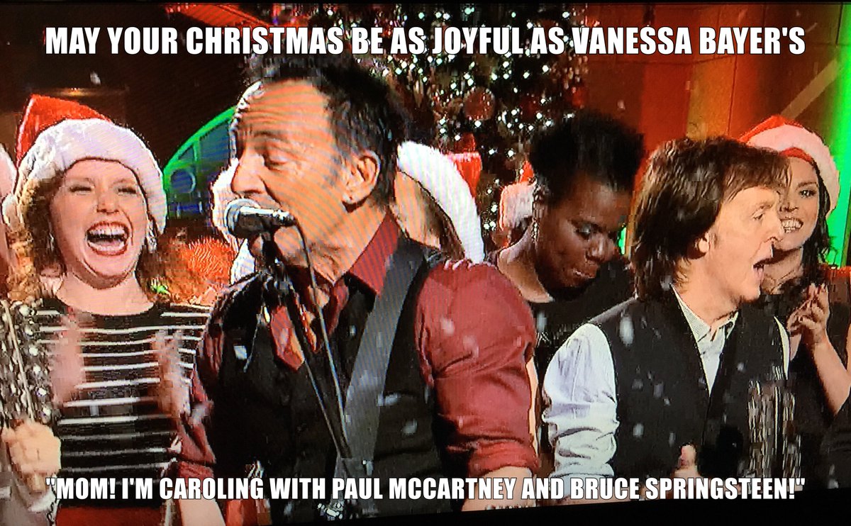 LouisePalanker's tweet photo. May the holidays bring you exactly this much glee. #SpringsteenSNL #PaulMcCartney @vanessabayer #joy https://t.co/gHM7usj8RC