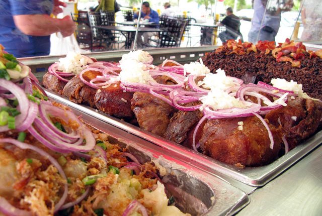 UseOliom's tweet image. Visiting #Miami for the holidays? checkout our top 7 things to do in Miami that are unique  bit.ly/1TYzam5