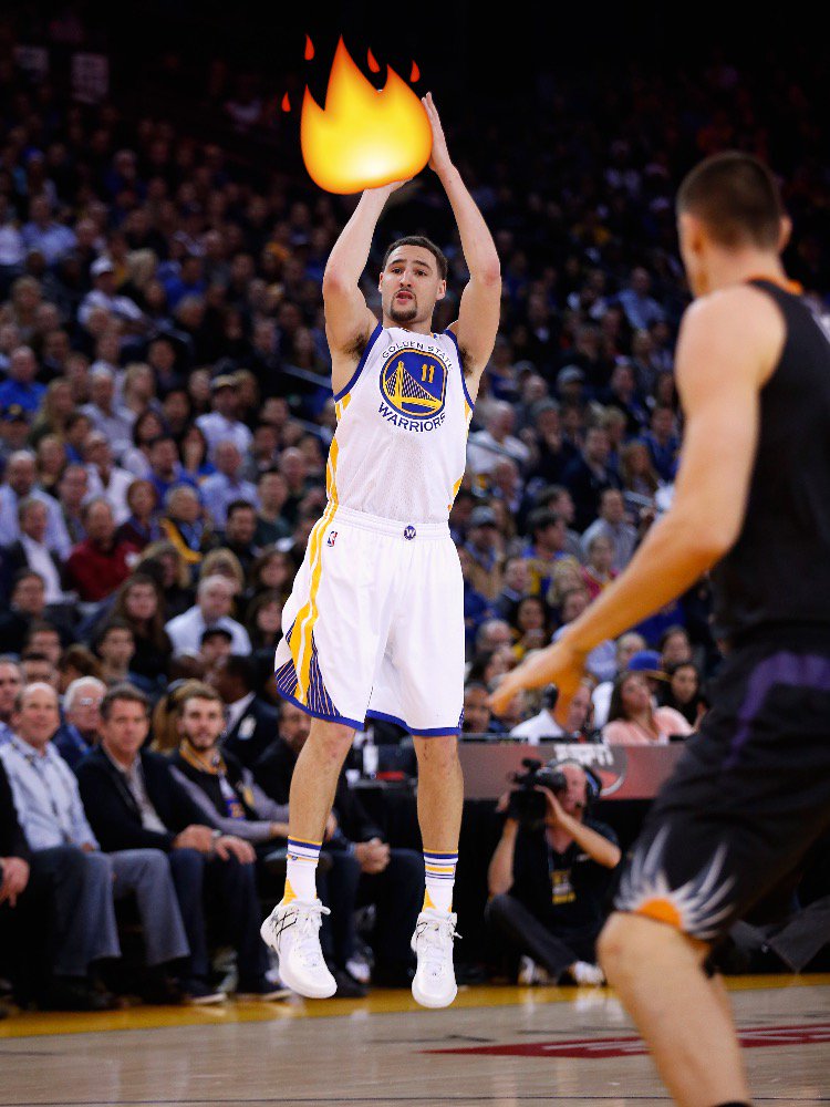 warriors's tweet image. RT to vote for Klay Thompson ☔️#NBAVote #DubTheVote