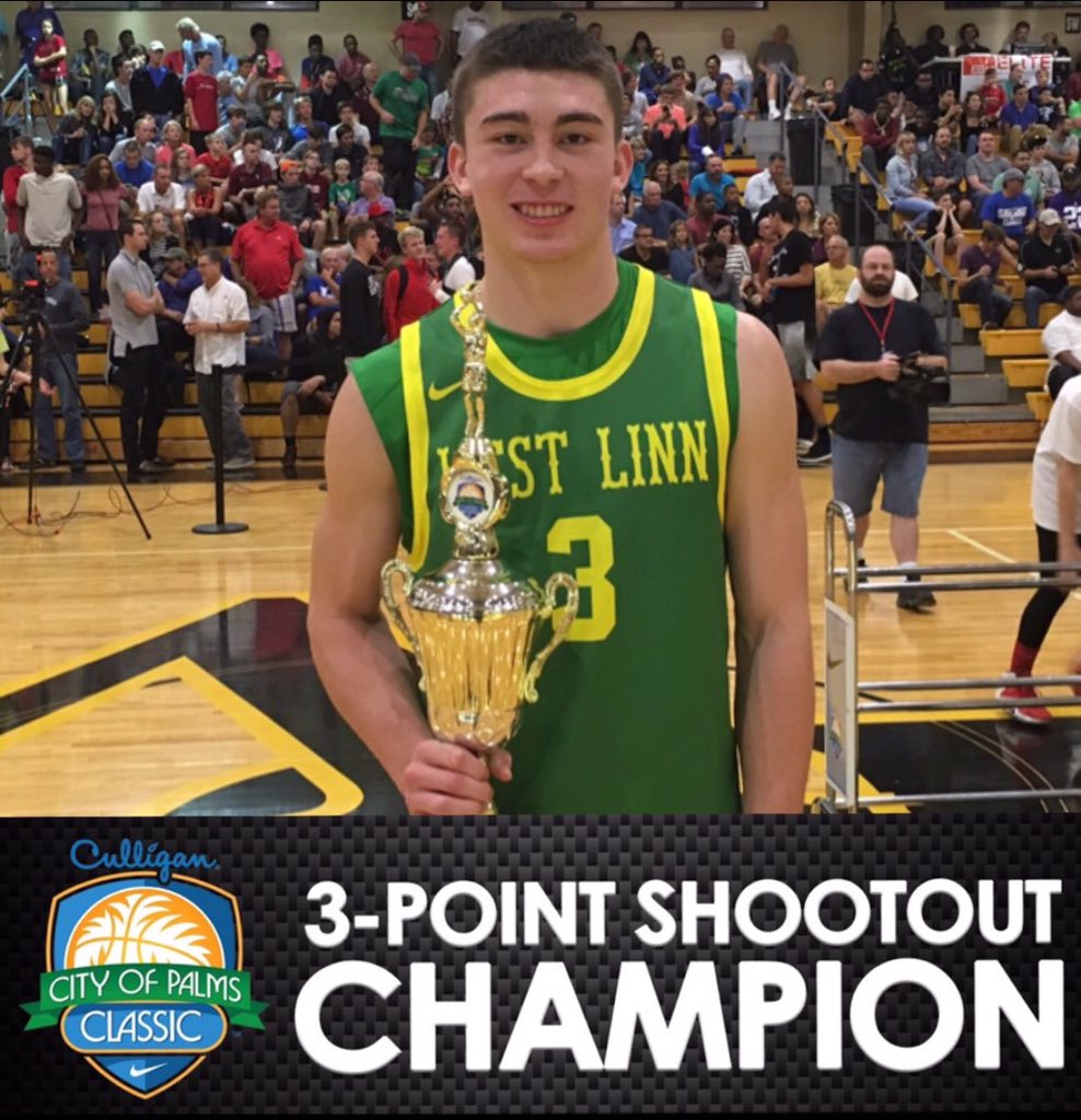coachgriff3's tweet photo. Proud of my nephew @fastpp3! #textbookform #FASTFamily 🏀💯❤️ https://t.co/9xFEE3Ganf