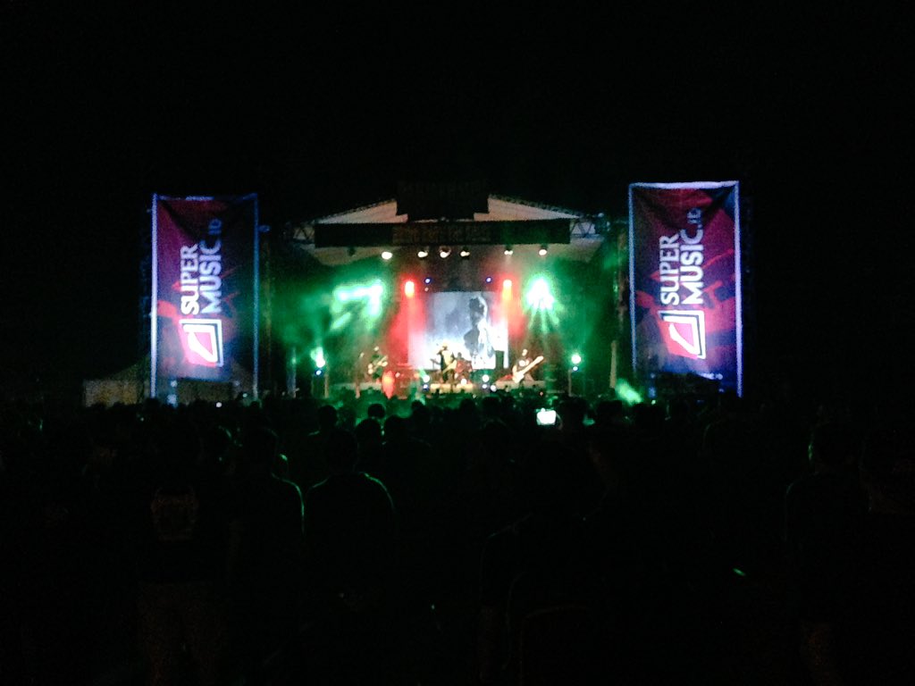 mgofficial__'s tweet photo. Sampai jumpa di #BanjarmasinRockfest tahun depan \m/ @SuperMusic_ID https://t.co/SUJFdvEZXg