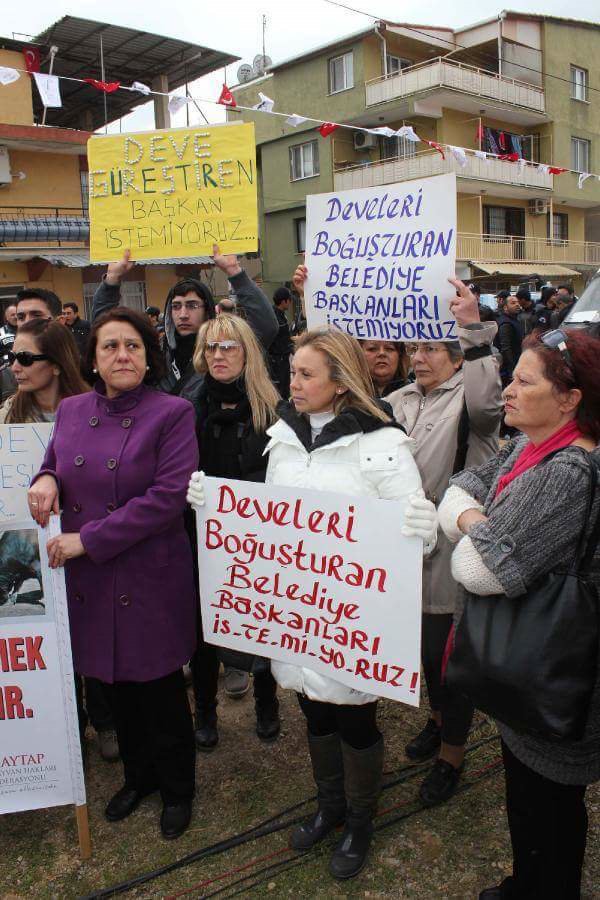 Dernek üyelerimizden Cem Yıldırım her yıl olduğu gibi bu yılda meydanlarda olucak 
Deve güreşlerine hayır diyecek...