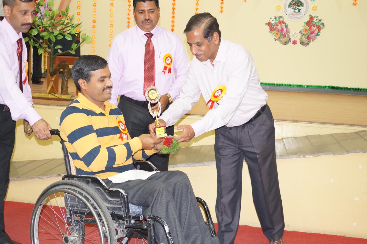 QMTIPune's tweet photo. #QMTI_Alumini_Day_2015 celebrations on 16 Dec 2015 https://t.co/E86rhQWd7O